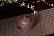 《竹節(jié)壺》宜興紫砂壺助理工藝美術(shù)師手工竹節(jié)壺紫泥