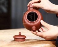 《靈龍納?！? title=