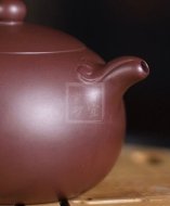 《玉如意》宜興紫砂茶壺工藝美術師底槽青如意