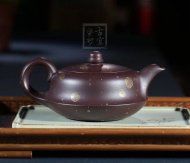 《平湖秋月（描金款）》宜興紫砂壺手工工藝美術(shù)師大師收藏級(jí)茶壺紫泥