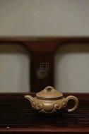 《仿古如意》宜興紫砂壺助理工藝美術(shù)師手工頂級蟹殼青茶壺泡茶具仿古如意