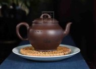 《秋韻》宜興紫砂壺助理工藝美術師手工茶壺紫泥創(chuàng)新壺